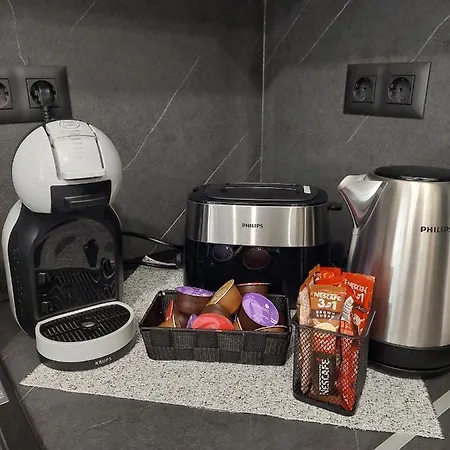 Apartment слави *